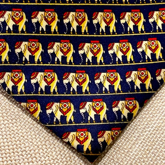 Giorgio Armani Animal Print Ties for Men for sale | eBay GIORGIO ARMANI men cravatte neck tie elephants 🐘 made in Italy vintage